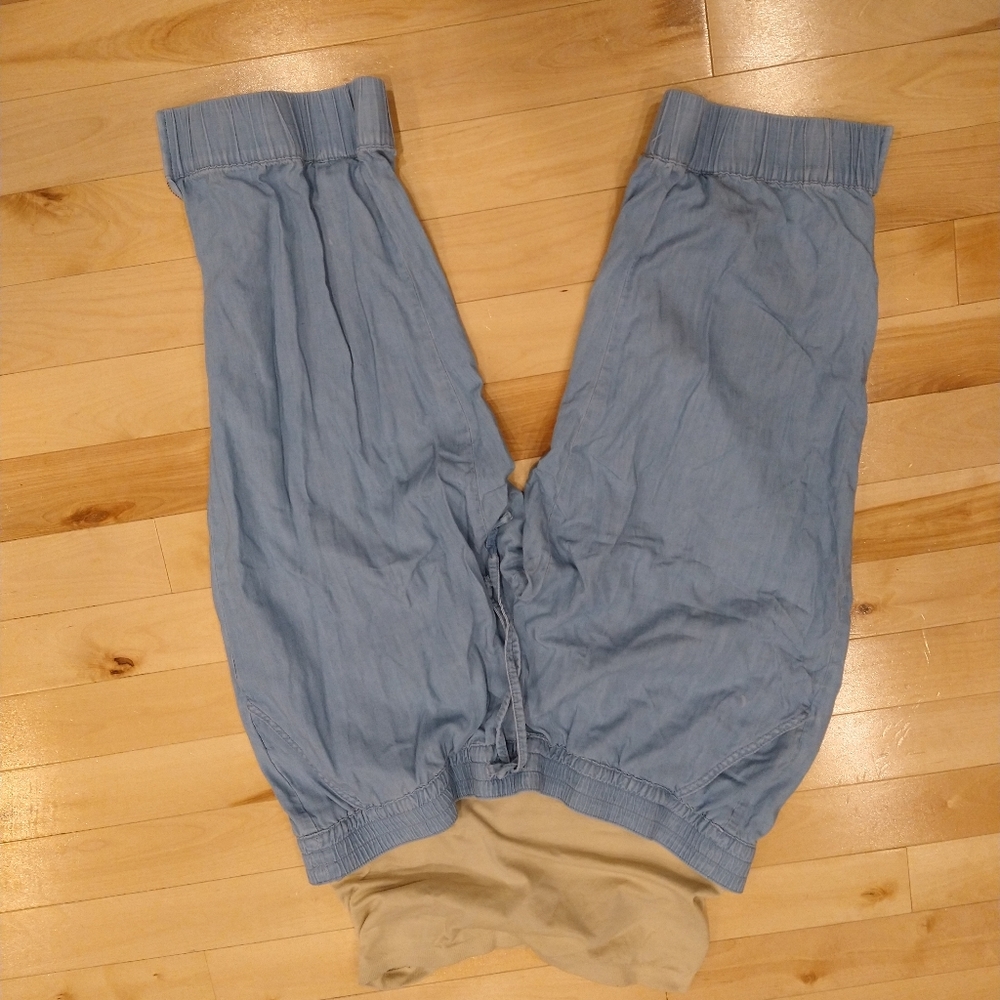 Xl Makers Thyme maternity chambray capris